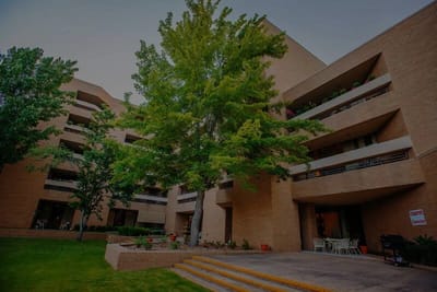 Exterior view of Parkstone Place Retirement Center