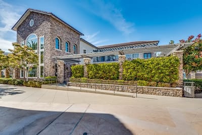 Exterior view of Meridian At Lake San Marcos building