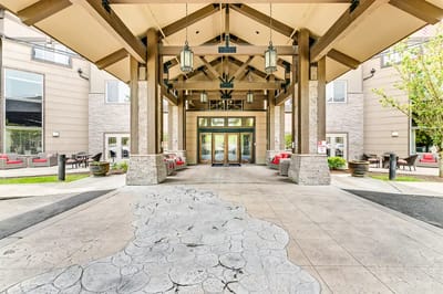 Entrance to Meridian at Stone Creek with a welcoming porch