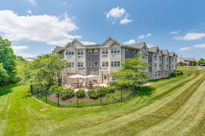 Exterior view of The Ridge at Sterling with landscaped gardens