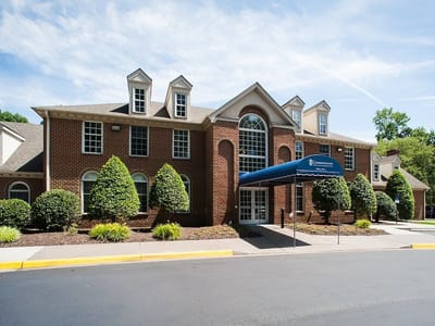 Exterior view of Commonwealth Senior Living at Cedar Manor