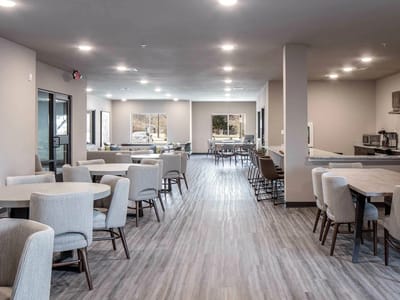 Bright dining area with modern furnishings