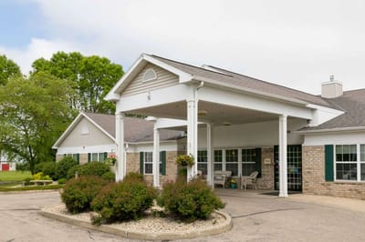 Exterior view of Madison Pointe Senior Living facility