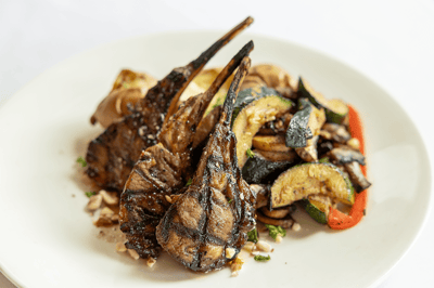Grilled lamb chops with mixed vegetables