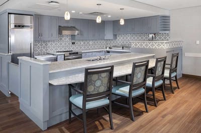 Modern kitchen with seating area