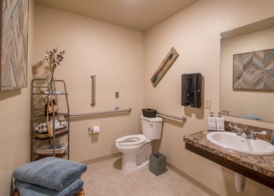 Well-equipped bathroom with safety features