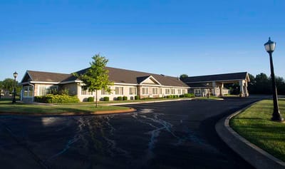 Exterior view of Amber Glen Alzheimer’s Special Care Center