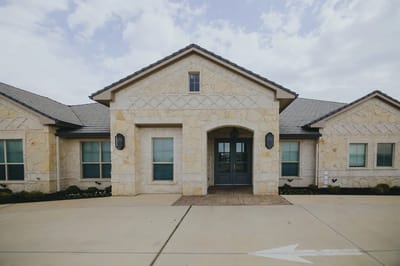 Exterior view of Avalon Memory Care facility