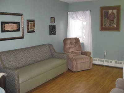Comfortable living room setup in an assisted living facility