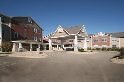 Exterior view of Oak Park Place Dubuque entrance