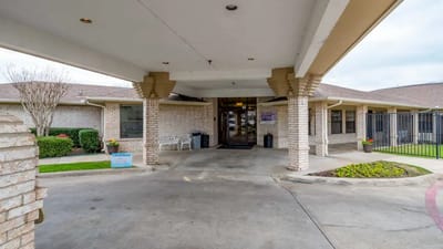 Entrance of Rowlett Health and Rehabilitation Center