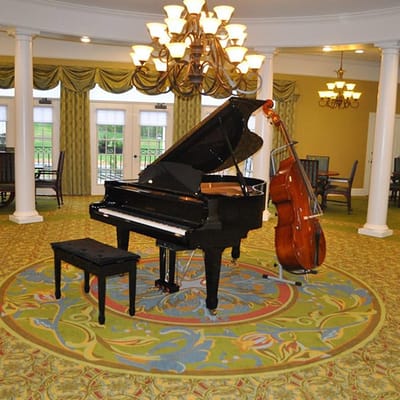 Piano and double bass in a common area