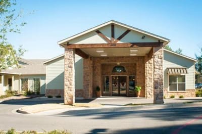 Front entrance of Heartis Longview Assisted Living facility