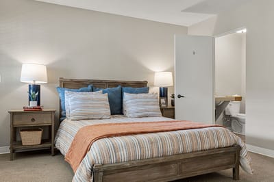 Cozy bedroom featuring a double bed and tasteful decor