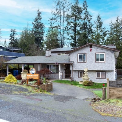 Exterior view of Welcome Home Assisted Living facility