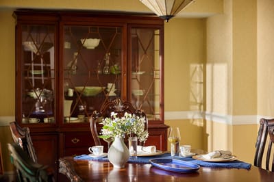 Brandywine The Savoy, assisted living in Queens, NY — Elegant dining table set with fine china and flowers