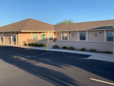 Exterior view of Serenity House Assisted Living building
