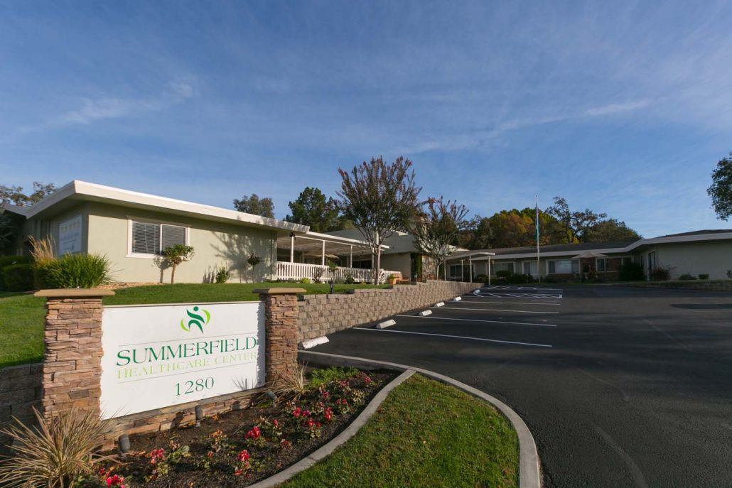 Exterior view of Summerfield Healthcare Center building