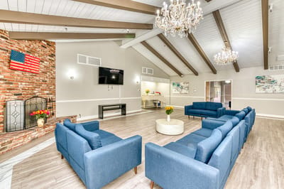 Bright common area with seating and décor