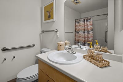 Modern bathroom at Rittenhouse Village Gahanna