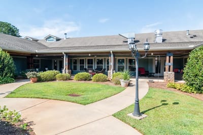 Exterior view of landscaped outdoor space at Oaks at Braselton