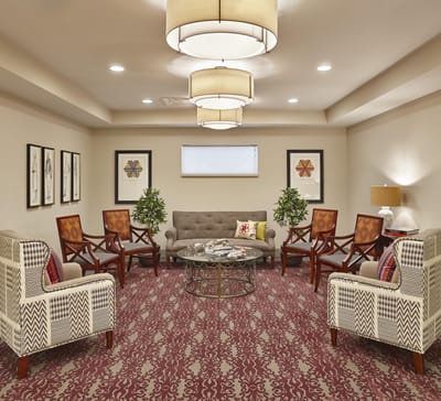 Common area with seating and decorative elements