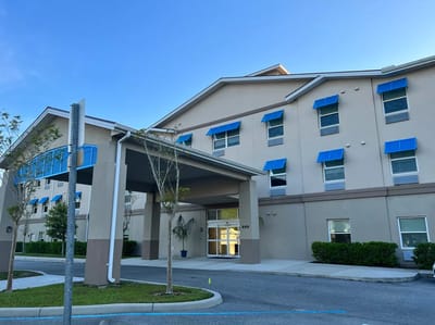Exterior view of Seashore Senior Living building