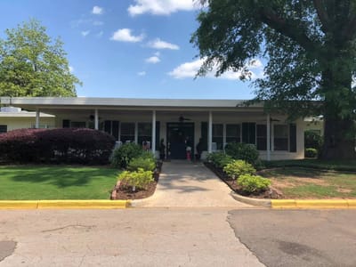 Exterior view of Plantation Manor Retirement Community.
