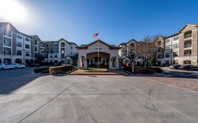 Front entrance of Conservatory At Keller Town Center