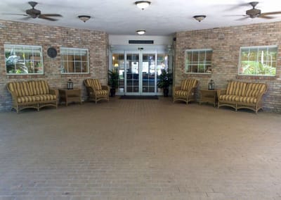 Entrance area with seating and plants