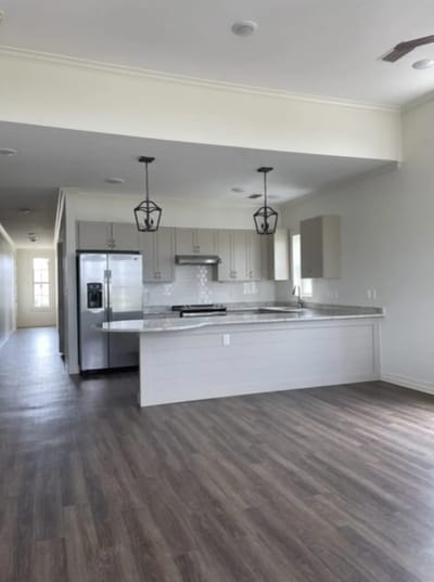 Modern kitchen layout with spacious design