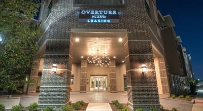 Exterior view of Overture Plano Apartment Homes entrance