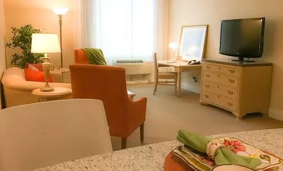 Cozy common area with furniture and decor
