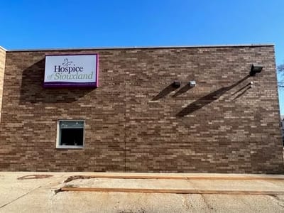 Front exterior of the Hospice of Siouxland building