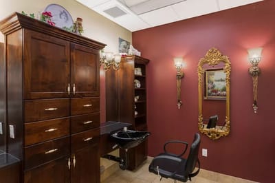 Facility interior design of a beauty salon area
