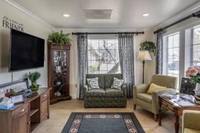 Cozy common area with seating and decorations