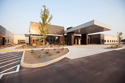 Exterior view of the Cascadia of Nampa facility
