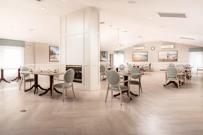 Bright dining room with elegant tables and chairs