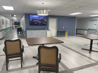 Clear view of a facility's interior common area