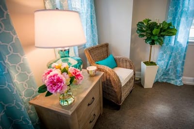 Cozy interior space with lamp and flowers