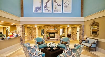 Bright and inviting lobby with comfortable seating