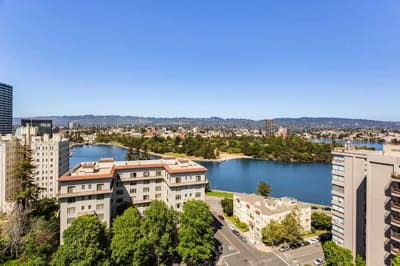 Aerial view of Lake Park Senior Living by the water