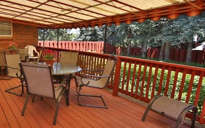 Outdoor seating area with planters