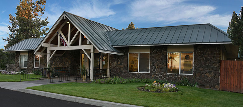 Exterior view of Regency Care of Central Oregon facility entrance