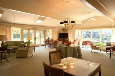 Bright and cozy common area with seating