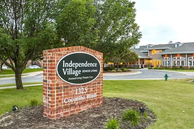 Signage for Independence Village of Ames outside the facility