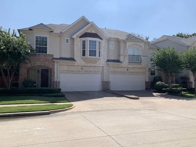 Exterior view of the Villas at Cottonwood Creek