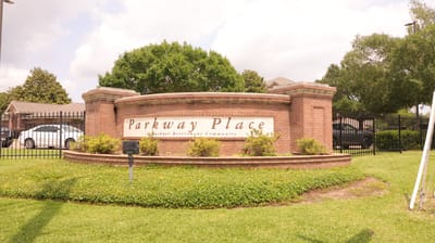 Exterior sign of Parkway Place community