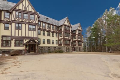 Exterior view of Saranac Village at Will Rogers facility