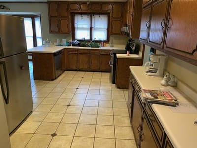 Clean and spacious kitchen area